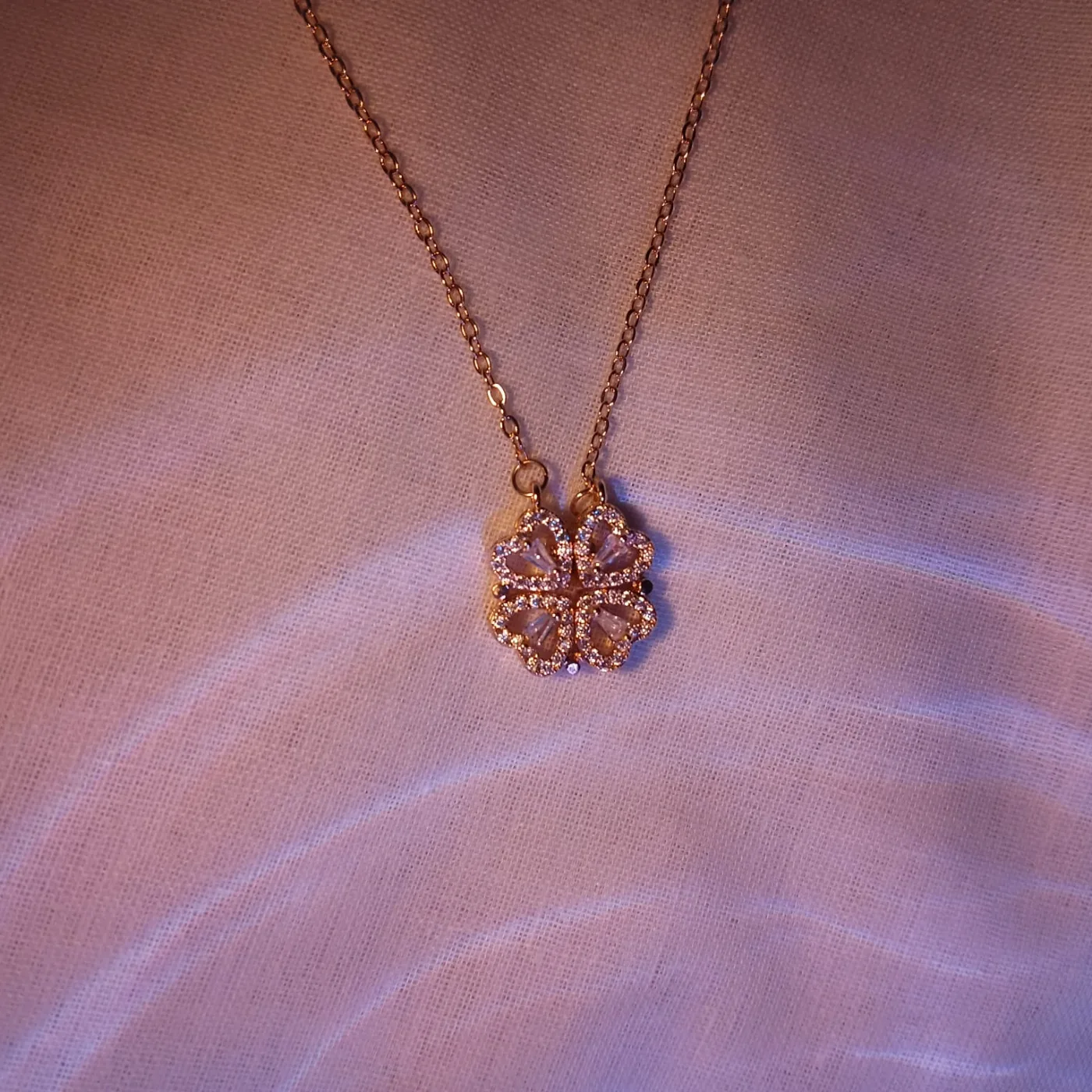 Magnetic Convertible Floral Pendant